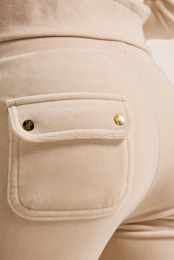BRAZILIAN SAND / GOLD LOW RISE FLARE CLASSIC VELOUR TRACK PANT