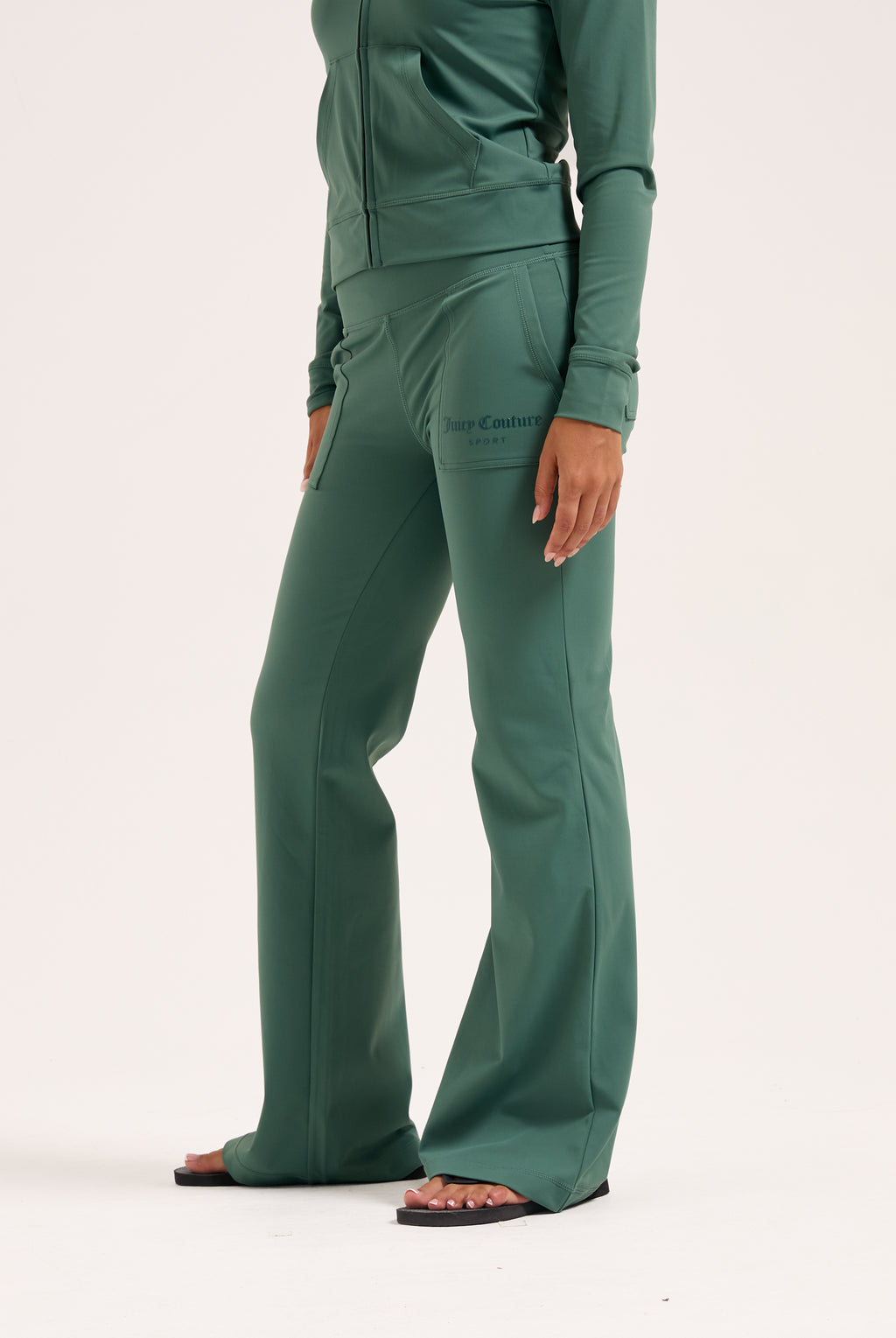 DUCK GREEN PEACHED ACTIVE LOW RISE PANTS