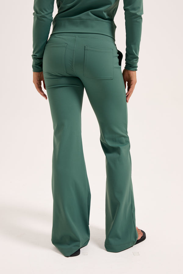DUCK GREEN PEACHED ACTIVE LOW RISE PANTS