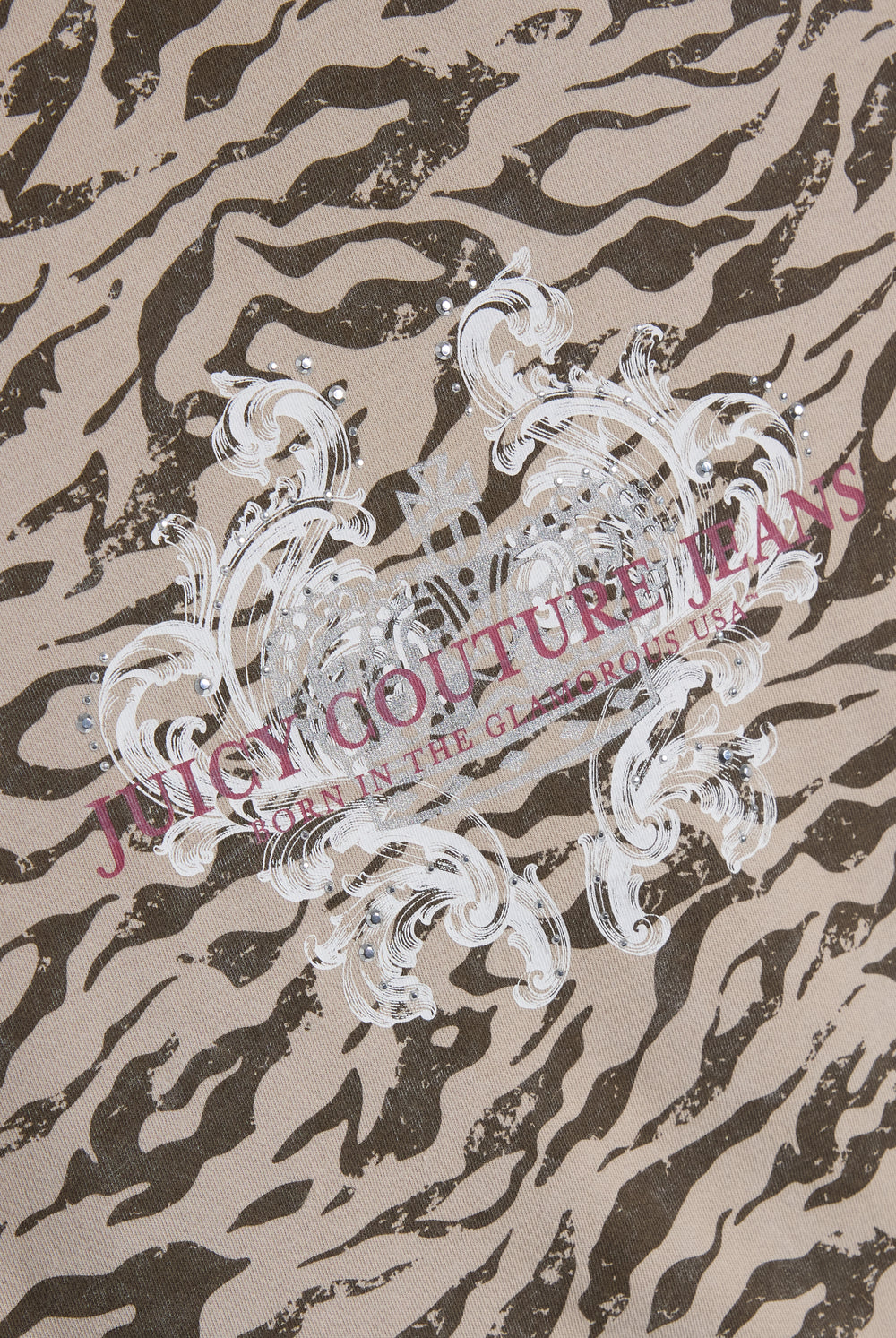 Displays the Camo Zebra 'Juicy' branded Longline T-Shirt featuring the details on the juicy branding 
