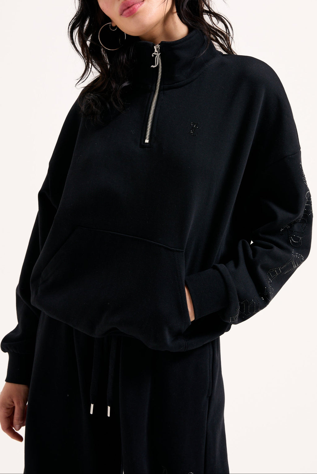 BLACK OVERSIZED QUARTER ZIP DIAMANTE SWEAT