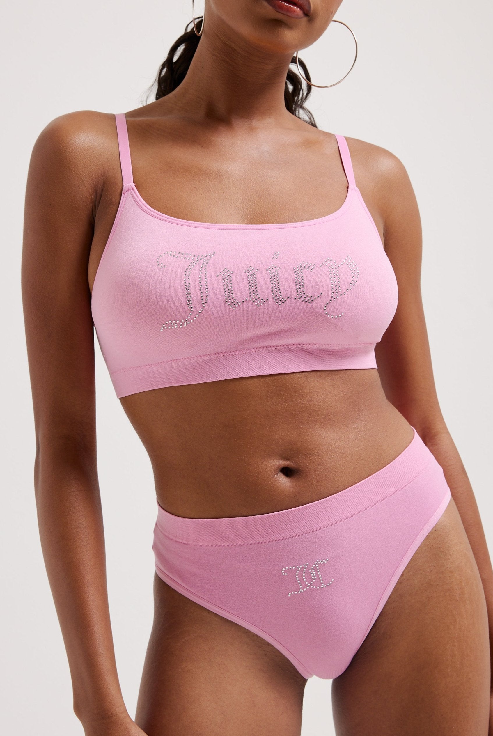 Juicy couture deals woman activewear lot (bras and pant set)