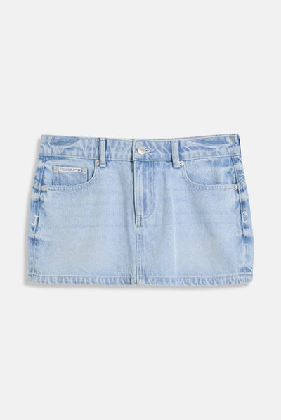 LIGHT WASH DENIM DOG CREST MINI SKIRT