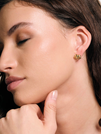 GOLD TONE ICON HEART STUD EARRINGS