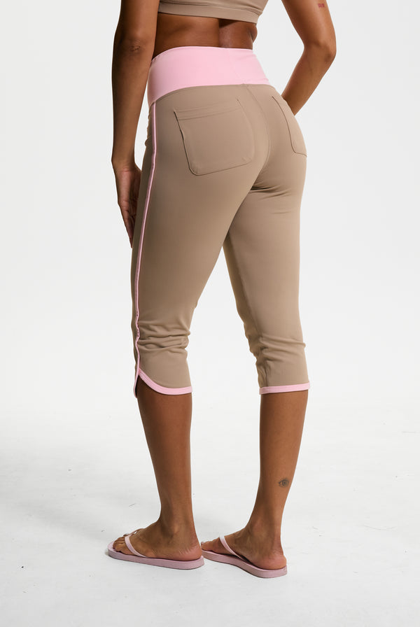 Fungi Sport Contrast Capris