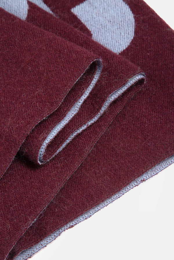 CONTRAST JUICY CROWN FOOTBALL SCARF