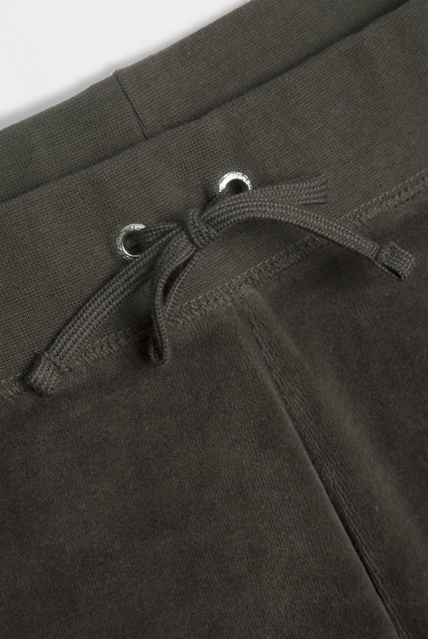 RAVEN OG STRAIGHT POCKETED CAPRI PANTS