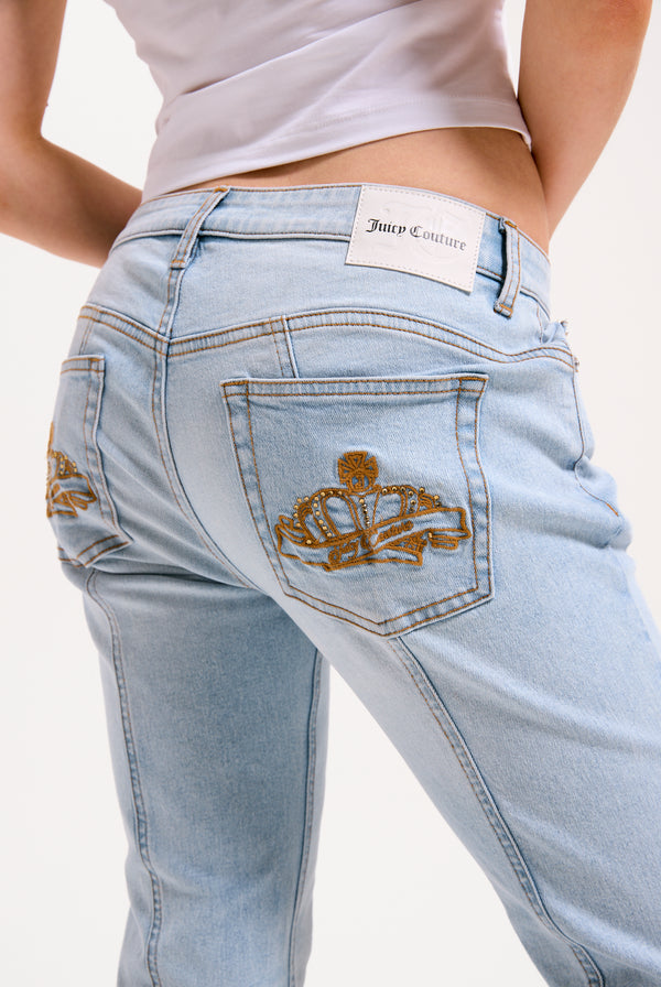 LIGHT WASH MID RISE CROWN JEANS