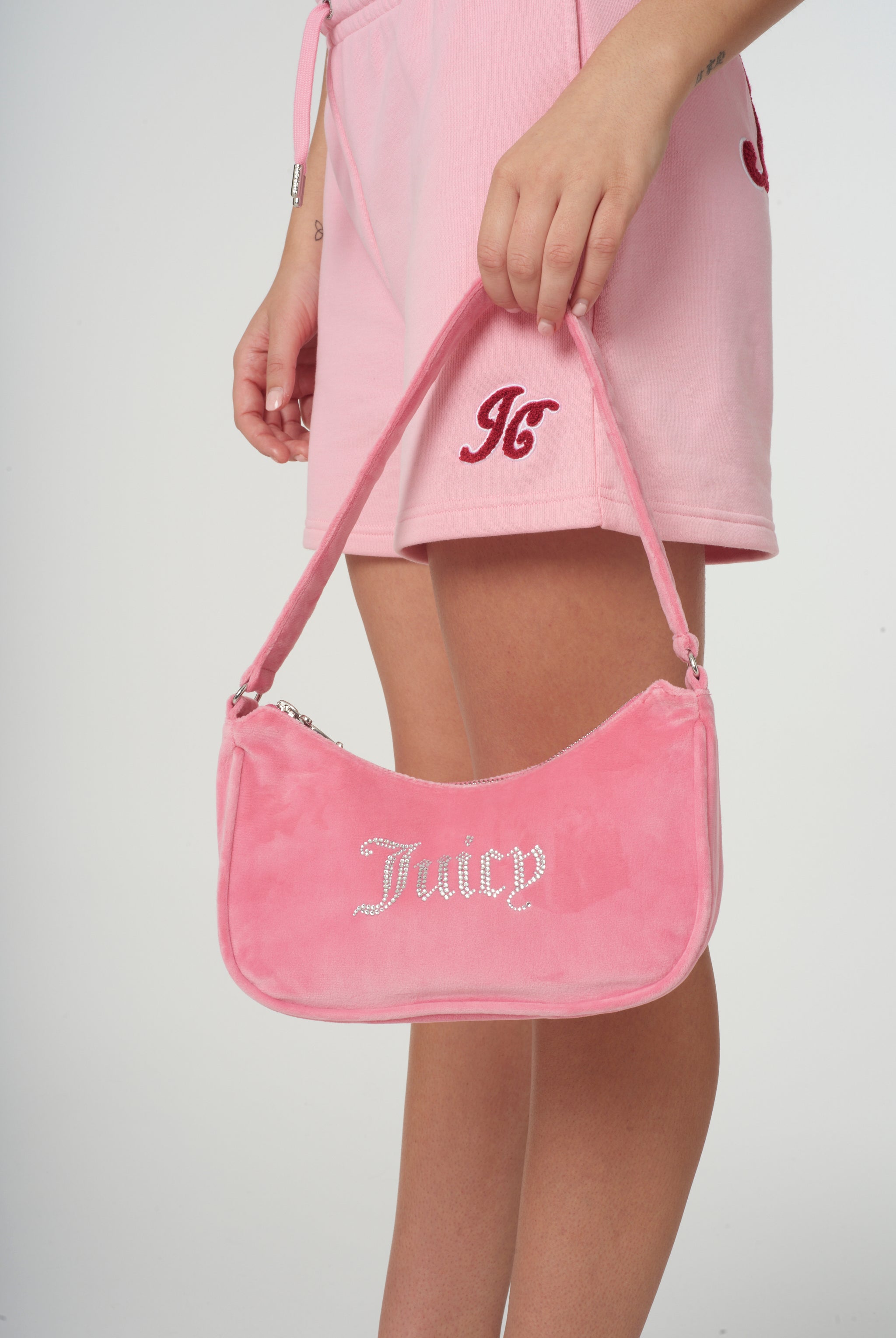 Juicy Couture Monogram-print Faux-fur Tote Bag in Pink | Lyst