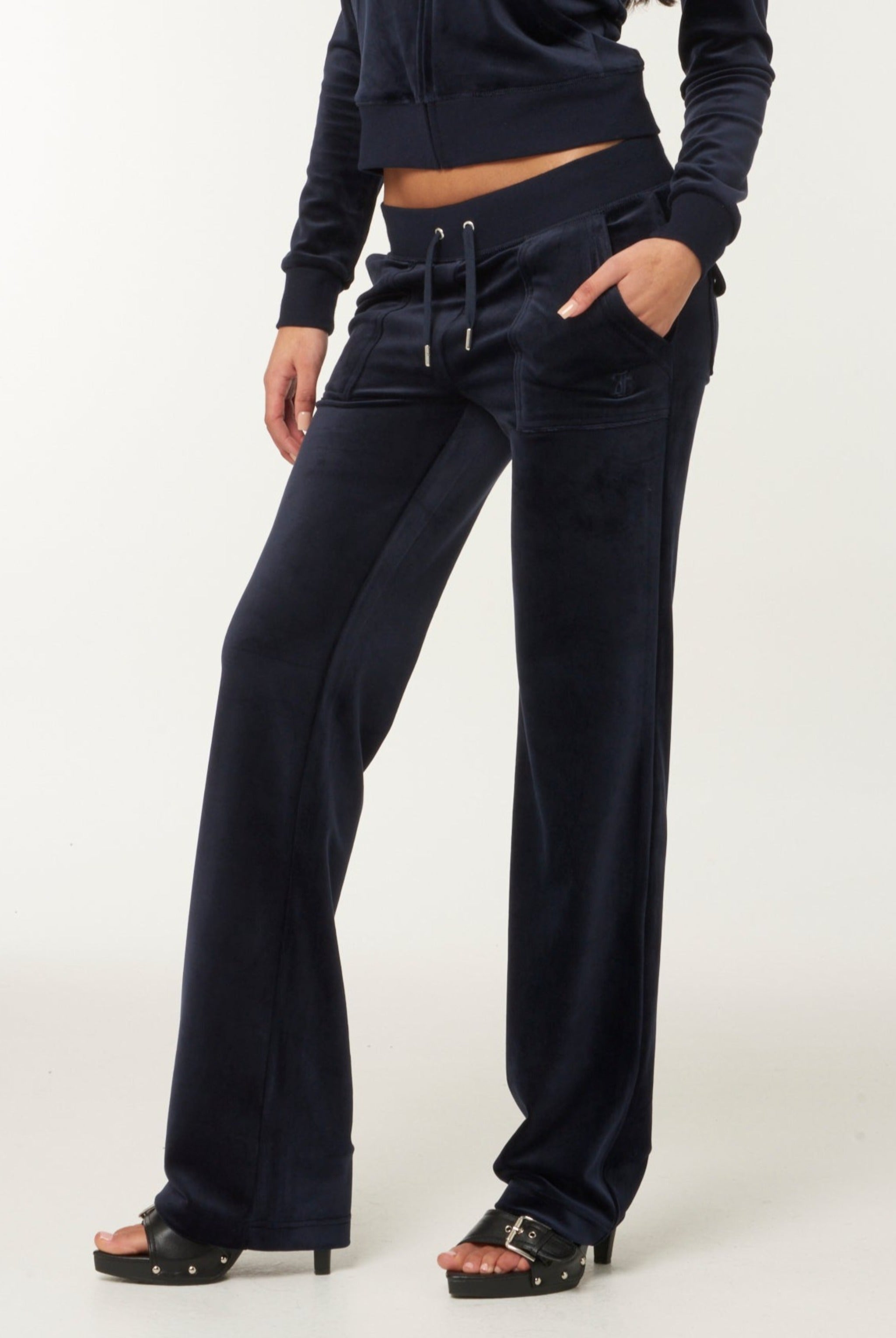 Juicy couture hot sale velour tracksuit bottoms