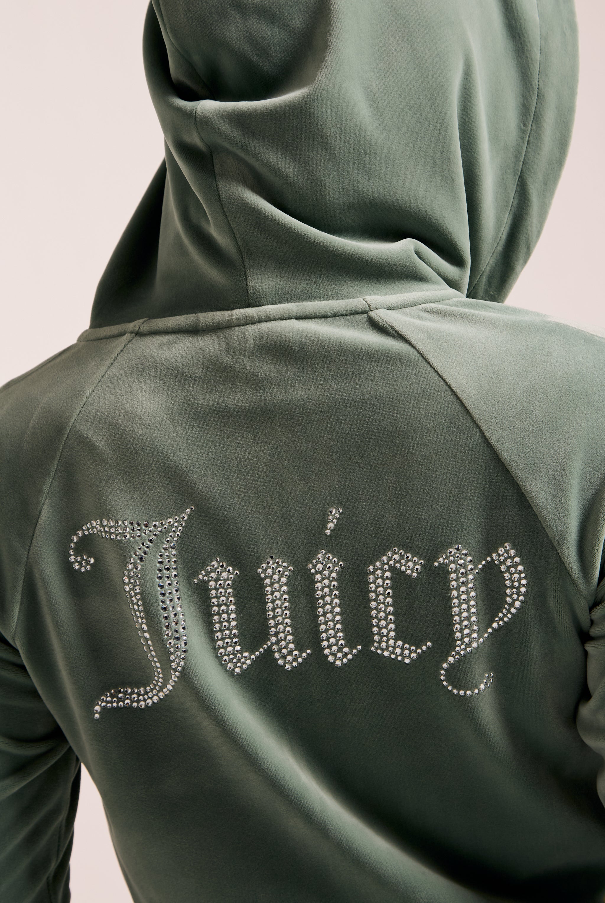 CHINOIS GREEN DIAMANTÉ VELOUR ZIP-THROUGH HOODIE – Juicy