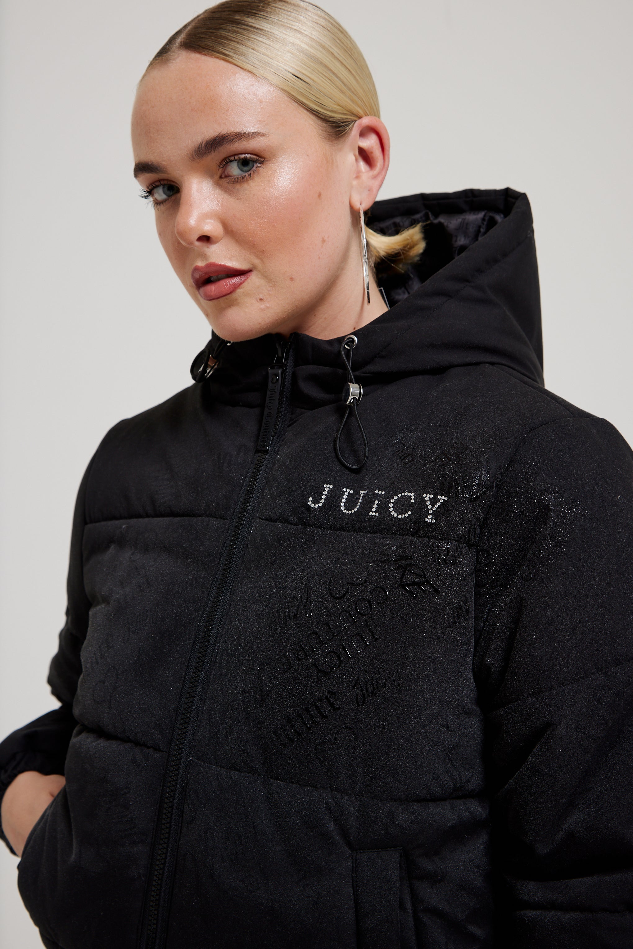 BLACK AQUA ACTIVATED PRINT PUFFER Juicy Couture UK