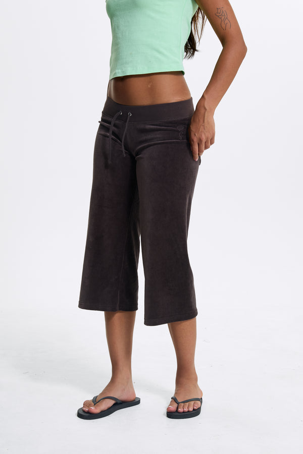 JAVA OG STRAIGHT POCKETED CAPRI PANTS