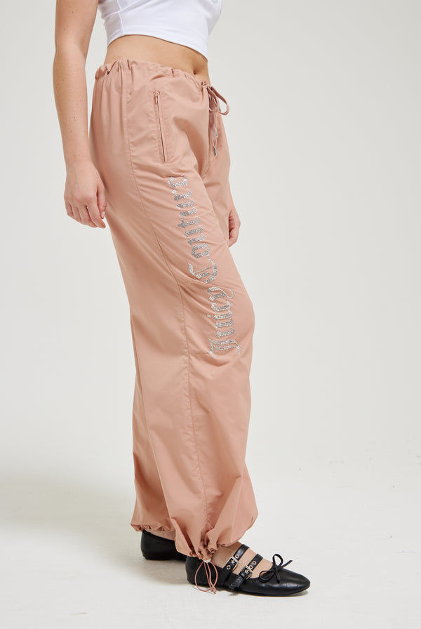 CAFÉ AU LAIT DIAMANTÉ PARACHUTE PANTS