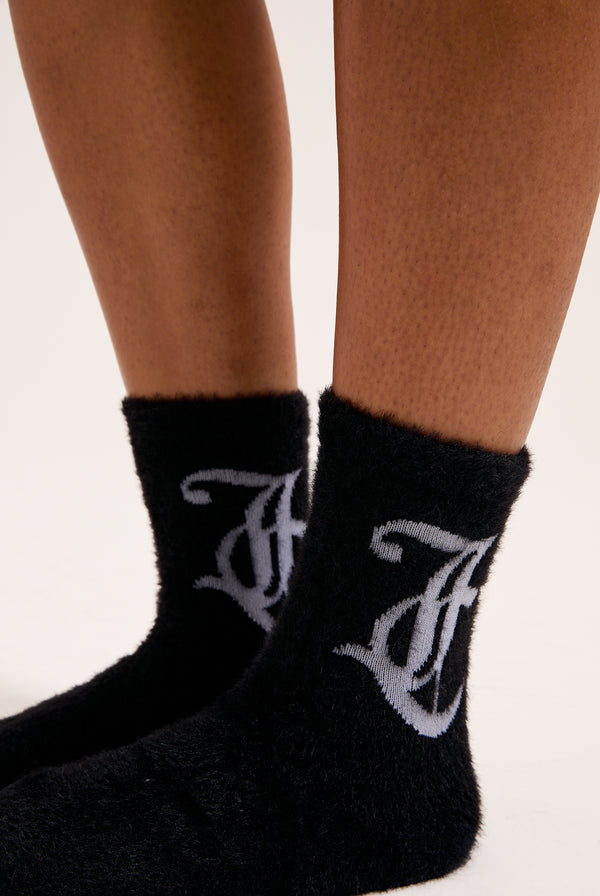 SEASONAL FLUFFY SOCKS 2 PACK