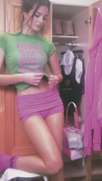 PEPPERMINT THE ICONS | PEPPERMINT KISS MY JUICY TEE