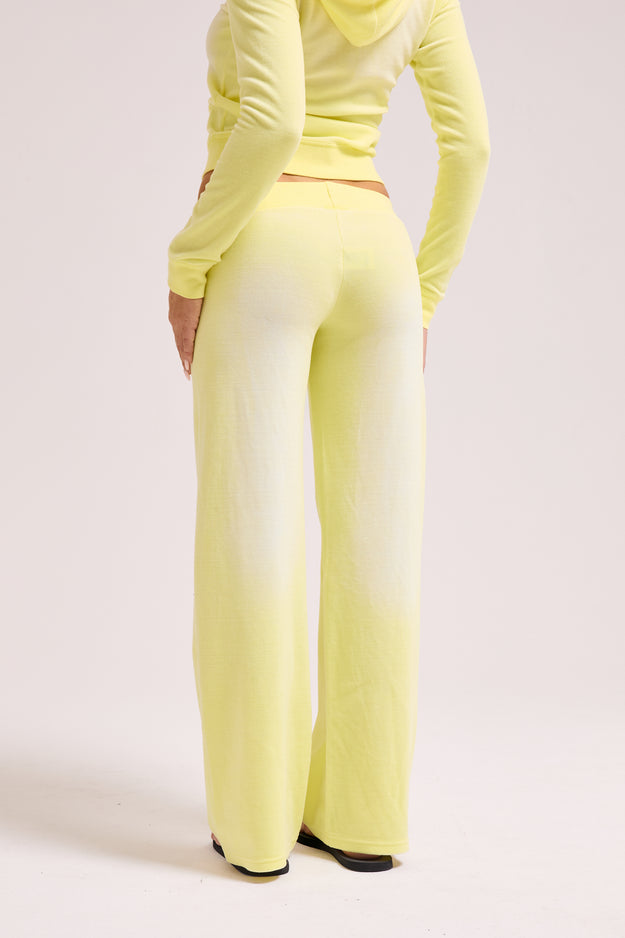/products/yellow-pear-vintage-og-straight-trackpant-jcwbj226345-244