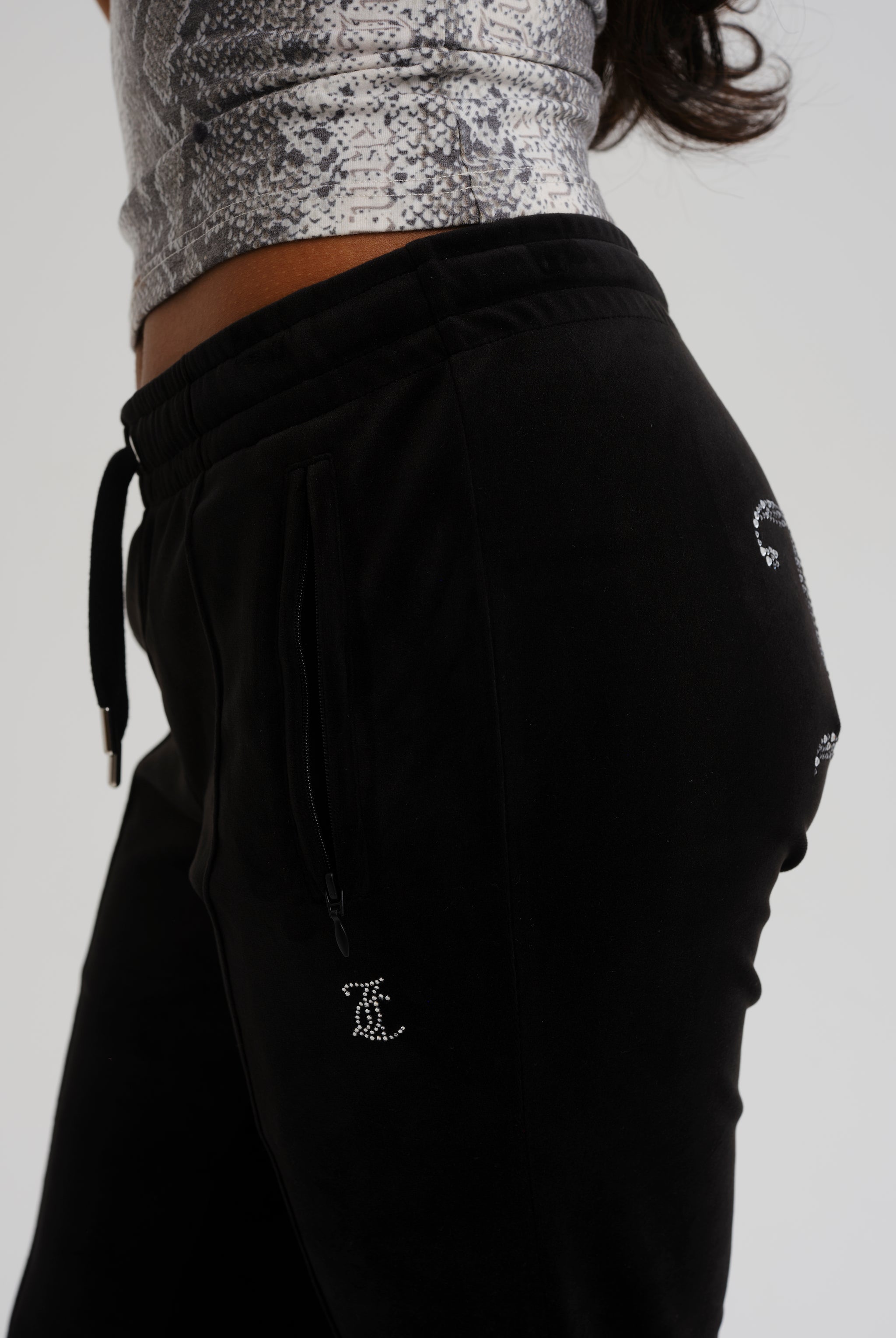 Juicy couture black online velour joggers