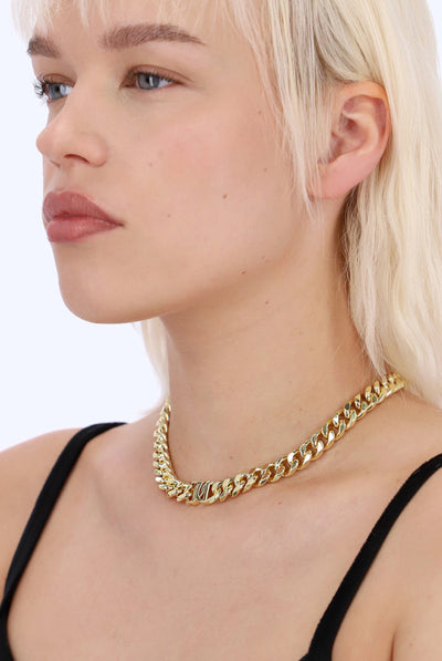 GOLD CHAIN JC NECKLACE