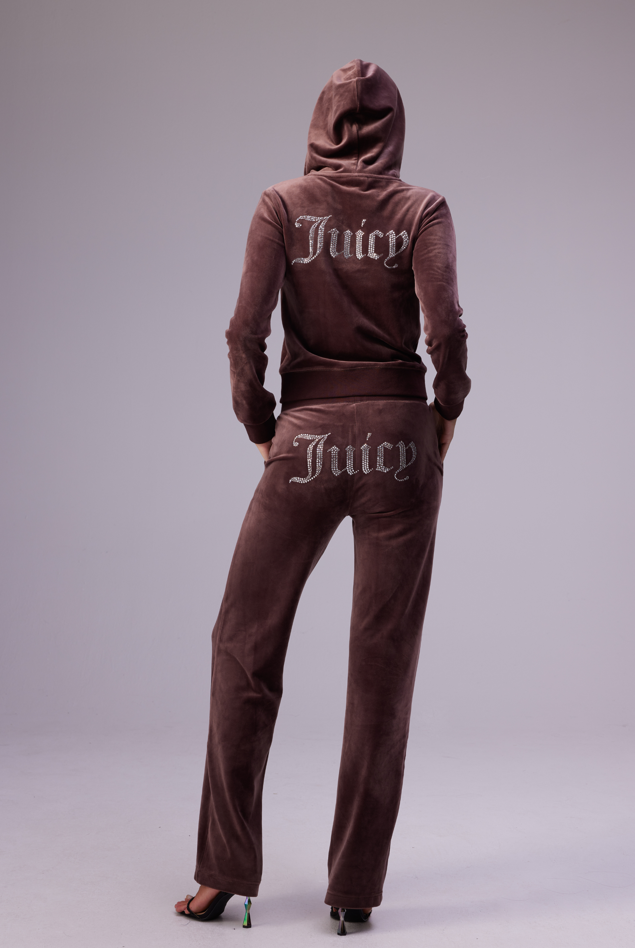 Juicy couture sweatpants with juicy on the bum hotsell